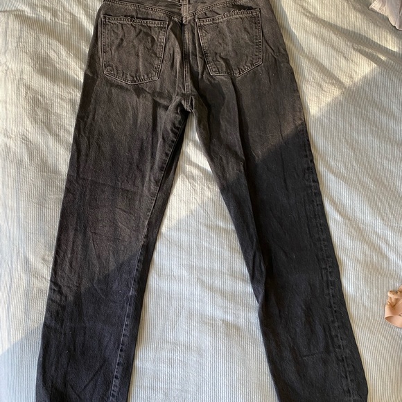 Cross cross waist, raw hem, washed black Agolde jeans - Picture 3 of 7